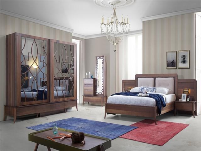 Tantavi ikinci el eşya alanlar