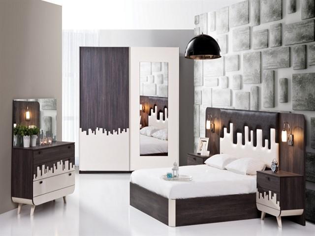 Tayakadın spot eşya alanlar