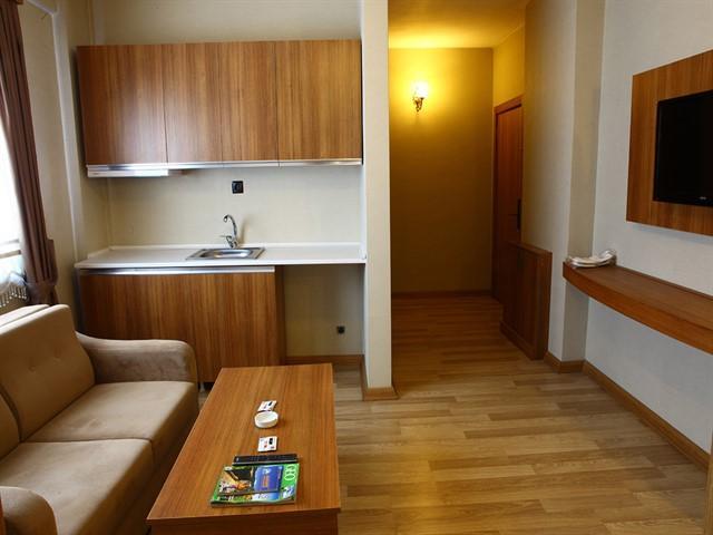 Ataköy 1.kısım spot eşya alanlar