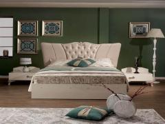 Petroliş spot eşya alanlar