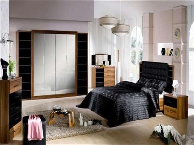 Ergenekon spot eşya alanlar