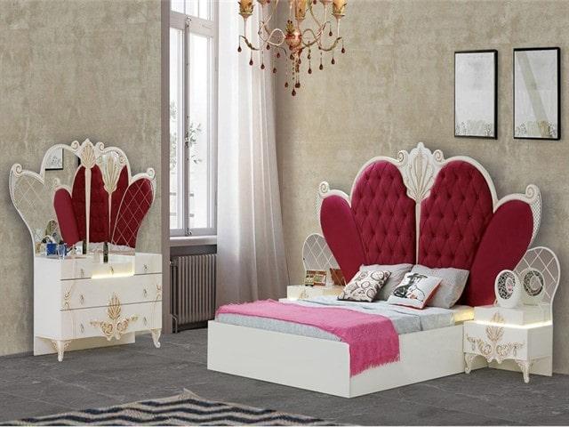 Üvezli spot eşya alan yerler