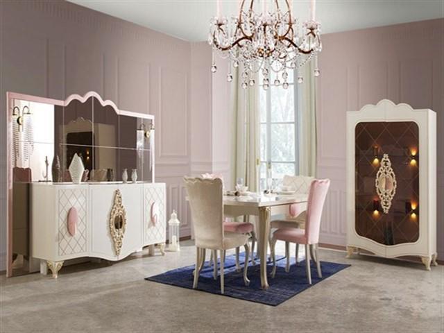 Çubuklu ikinci el klasik mobilya alanlar