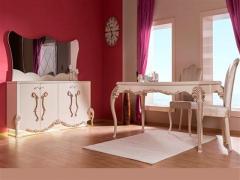 Çubuklu ikinci el klasik mobilya alanlar