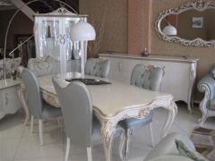 Çubuklu ikinci el klasik mobilya alanlar